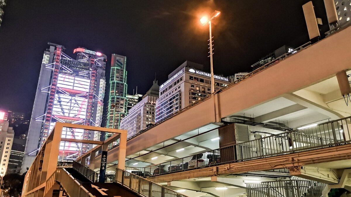 Reasons to Visit a Cocktail Bar Central Hong Kong